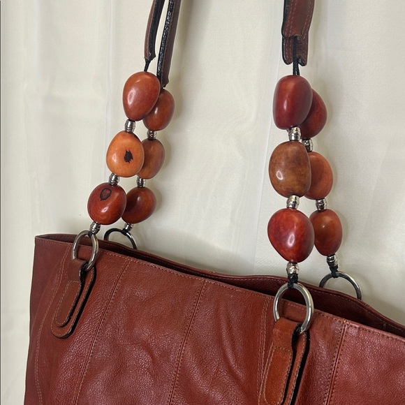 Chic Brown Leather Shoulder Bag with Beaded Handles‎ - Picture 6 of 14